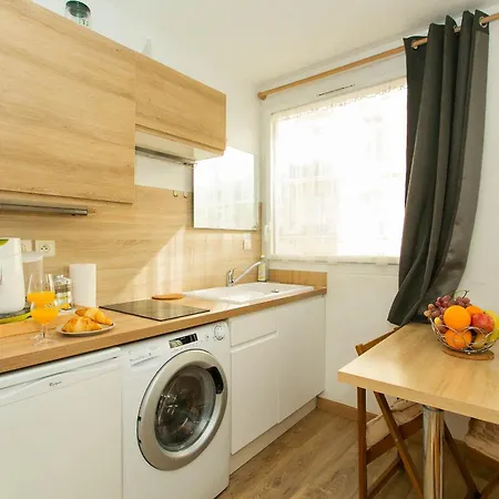 Apartment Near Champs Elysees Daire